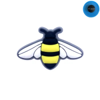 50PCS Wholesale Mix Cartoon Animal Shoes Charms Bee Beetle Ladybug Icon Icon Decoration Wristband Owl Accessories