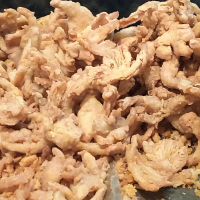 jamur crunchy 250g Crispy Cemilan Kering Makanan