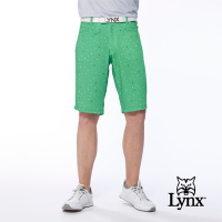 【Lynx Golf】男款吸排彈性滿版英文字體印花後腰內配色織帶設計平口休閒短褲-綠色