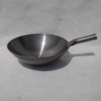 Old fashioned traditional iron wok refined iron pan chinese Wok Round bottom pot frying pan