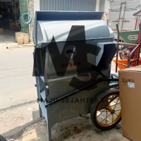MESIN PERONTOK PADI MERK BISON