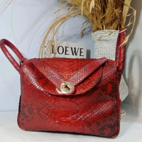tas lindy tas cantik, tas terbuat dari kulit reptil asli
