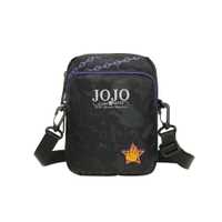 【JoJo的奇妙冒險 石之海】空條承太郎 直式側背包 #黑 JO22A261BK