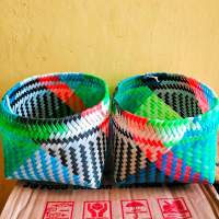promo!!! 2 pcs seringan cuci beras muat 1 kg beras - besek anyaman plastik - besek anti pecah - bese