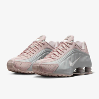 【NIKE 耐吉】慢跑鞋 女鞋 運動鞋 緩震 SHOX R4 粉銀 AR3565-600