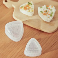 A38- (大小/兩個裝) 三角形壽司飯糰模具 壽司模具 三角飯團模具 可愛糯米團模具 DIY親子料理 飯團紫菜料理器