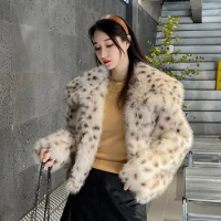 Leopard Point Short Fur Coat for Women Turndown Collar Casual Faux Fur Coat Fluffy Jacket Artificial Fur Coat Winter 2023
