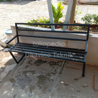 Kursi Taman Besi Hollo Galvanis
