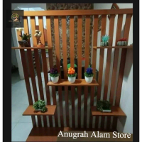 TERLARISS PARTISI UNTUK RUANGAN MINIMALIS MODERN MURAH DARI KAYU