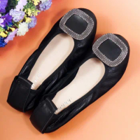 Summer Womens Flats Ballet Shoes Woman Crystal Leather Shoes Breathable Moccasins Women Boat Shoes Luxury Ladies Casual Shoes