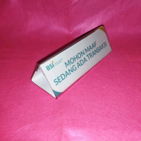 Papan Nama Meja Akrilik Toblerone 3 Sisi Ukuran 7x20cm Tebal 2mm - Desk book