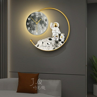 【免運】創意夜燈掛鐘 靜音裝飾鐘表 現代夜光時鐘 宇航員造型壁鐘 客廳大時鐘 墻面裝飾布置 高品質時鐘