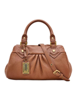 กระเป๋าสะพาย THE RE-EDITION BABY GROOVEE BAG สี ARGAN OIL