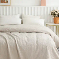 SIMPLEOPULENCE 100% Cotton Bedspread Jacquard Super Soft Pattern Quilt Textured Coverlet Home Collection Reversible - Berkeley
