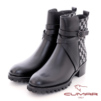 【CUMAR】皮帶拼接低跟短靴-黑格紋