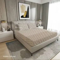 King Rabbit Sarung Bantal/Guling ( Bolster case) Motif Arina Cream Guling