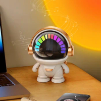 New Spaceman Astronaut Wireless Bluetooth Speaker Smart Outdoor Subwoofer Desktop Creative Ornament Gift speaker bluetooth