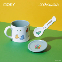 【WOKY 沃廚】WOKY meets JOGUMAN 陶瓷馬克杯 -附點心盤、造型湯匙#幸福環繞(外白、內綠)-幸福環繞(外白、內綠)