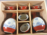 日本 胡窯 酒具套，青花染付朱卷千鳥畫篇，底部赤繪兩壺五客杯