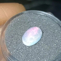 white Opal Ethiopian 1.20ct origin ethiopia A00027