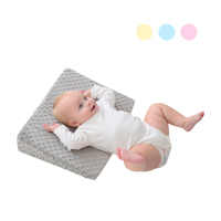 【JoyNa】孕婦哺乳枕 嬰兒防吐奶枕(安撫泡泡.防溢奶.防嗆三角枕)