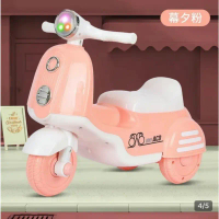 【Chính hãng】  Xe chòi chân Vespa có đèn có nhạc phát sáng sinh động dễ thương cho bé yêu(8688)