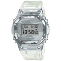 卡西歐 G-SHOCK GM-5600SCM-1 冰酷迷彩金屬電子錶