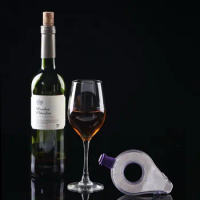 New Arrival Mini Decanter Red Wine Aerator V Style Magic Decanter Red Wine Aerator Filter Air Intake Pour Pourer S2017280