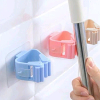 Gantungan sapu pel mop/ jepitan sapu pel mop holder