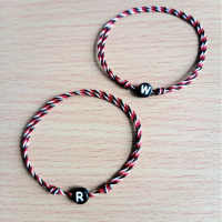 GELANG TRIDATU INISIAL HURUF SIMPLE TRIDATU 1.MM Benang Hiasan Elegan Merah