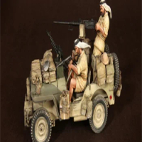 2 Resin soldier Resin model Figure model 1:35