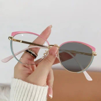 Fashion Vintage Anti Blue Light Photochromic Glasses Women Cat Eye Triangle Color Change Sunglasses Eye Protection Spectacles
