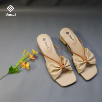 Sun.zi | Zelia | sandal wedges 3 cm hak