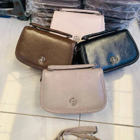 Laluna Bag - Sling Bag dengan Pilihan Warna Elegan dan Desain Minimalis untuk Tampilan Stylish Anda