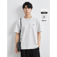 เสื้อยืดแขนสั้นปักลายสัมผัสเย็นสำหรับผู้ชาย Yizhi รุ่นใหม่ปี 2025 เสื้อพื้นฐานลำลองสำหรับฤดูร้อน
