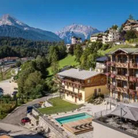 住宿 Hotel AlpinaRos 貝希特斯加登