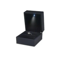 Jewelry Case LED Ring Box for Wedding Ring Engagement Ring Box Gift Case Packaging Show Boxes with Light Storage Cases