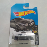 hot wheels 17 nissan gtr r35 abu