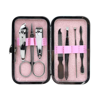 ชุดอุปกรณ์ตัดแต่งเล็บ 7 ชิ้น รุ่น TD7120808-9RD ขนาด 10.8 x 6.2 x 1.1 ซม. สีแดง