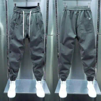 Everyday Wear Cargo Pants Versatile Men's Cargo Pants Elastic Waist Multi Pockets Streetwear Style Ideal for Outdoor Training