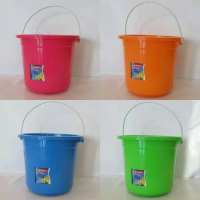 Ember Plastik Lion Star 1,5 galon