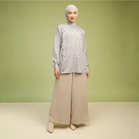 Lozy Hijab - Richa Blouse (Atasan Janggan Motif Print Bahan Koleksi Raya Lebaran 2026) LXL Latte Pet