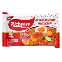 nabati Richeese Mi Goreng Pedas Richicken 77 G