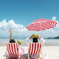 婚紗攝影道具可樂箱紅色沙灘椅拍照道具兒童個性條紋傘攝影沙灘傘