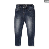Quần jean nam Mã_R2209, fom slim, gam màu xanh, was sáng là sự kết hợp hoàn hảo, nay đã trở lại với 
