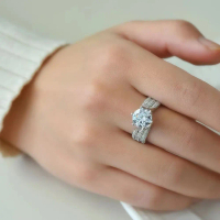 [015 Additional Gift] Luxurious 5.0CT Synthetic Moissanite Engagement Ring for Women - S925 Silver &