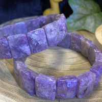 【Cozy 世界水晶原礦與茶】精美紫龍晶手排 16mm 37-1(帶玉化 散發的磁場對人體有幫助)