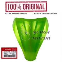 Cover Tutup Tameng Depan Hijau Green Motor Honda Spacy Karburator Karbu Carburator Carbu 64302KZLA00