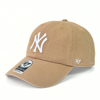 47 Brand CLEAN UP 紐約洋基鴨舌帽 卡其色 經典MLB棒球帽 男女 水洗款老帽 軟頂剌繡NY帽 大標白LOGO