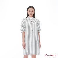 KeyWear奇威名品    襯衫領棉麻條紋設計款洋裝-白色